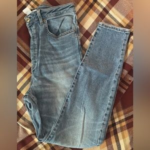 Buttonfly Forever 21 high rise jeans